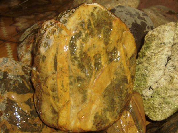 Một số loại đá phong thủy không nên đặt trong nhà Các loại <a class=