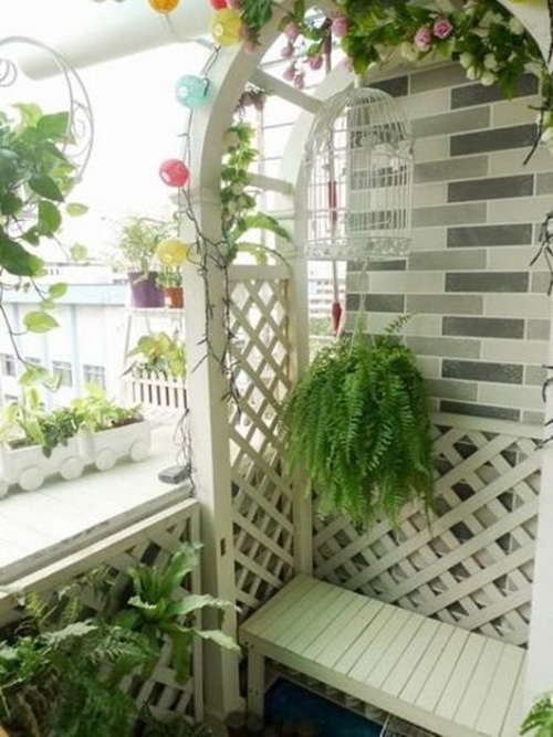 Trồng hoa hợp phong thủy theo từng hướng ban công 2