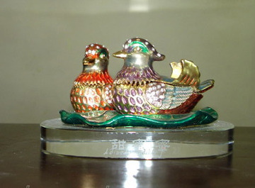 Biểu tưởng uyên ương tượng trưng cho hôn nhân mỹ mãn 1 Biểu tưởng uyên ương tượng trưng cho hôn nhân mỹ mãn | ảnh 2