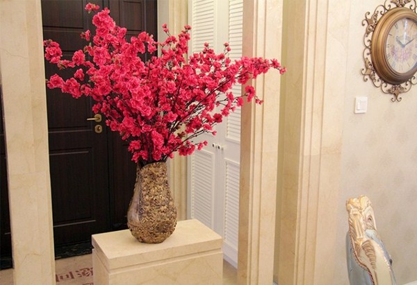 Nhà đẹp, tình duyên như ý với bình hoa hợp phong thủy 2