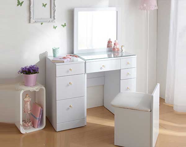 Đặt bàn trang điểm đúng phong thủy để gia chủ nhanh 