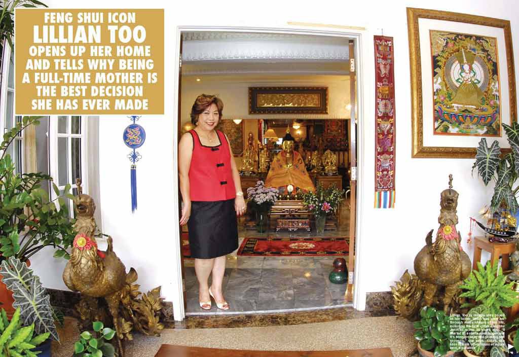 Ngôi nhà của chuyên gia phong thủy Lillian Too trên tạp chí HELLO! Magazine năm 2007 Ngôi nhà của chuyên gia phong thủy Lillian Too trên tạp chí HELLO! Magazine năm 2007