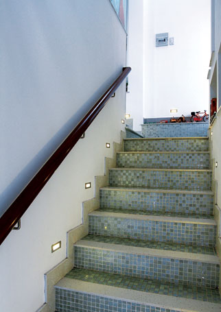 Chọn đèn có cần theo phong thuỷ? 