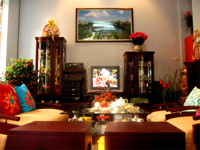 Mở cửa thấy màu đỏ, màu xanh, bức tranh báo hiệu điềm lành Để tạo ấn tượng tốt khi mở cửa bước vào nhà, <a class=