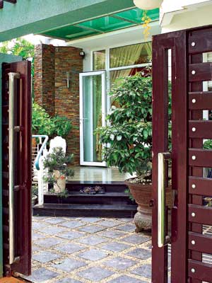 Phong thủy cho cổng và cửa sổ 2 Phong thủy cho cổng và cửa sổ | ảnh 3