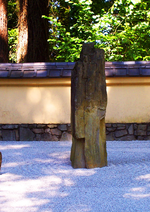 Những vật khí giúp tích tụ năng lượng cho không gian sống 4 Những vật khí giúp tích tụ năng lượng cho không gian sống | ảnh 5