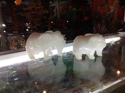 Trưng bày voi phong thủy thu hút vượng khí cho gia đình 2 Trưng bày voi phong thủy thu hút vượng khí cho gia đình 2