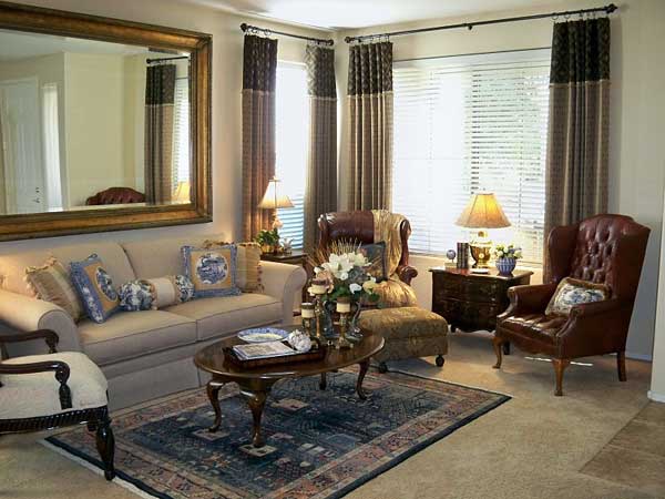 Càng ít gương soi trong nhà càng tốt