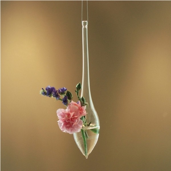 Nhà đẹp, tình duyên như ý với bình hoa hợp phong thủy 5