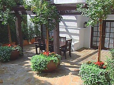 Lưu ý về phong thủy khi bài trí sân vườn (P1) 2 Lưu ý về phong thủy khi bài trí sân vườn (P1) | ảnh 3