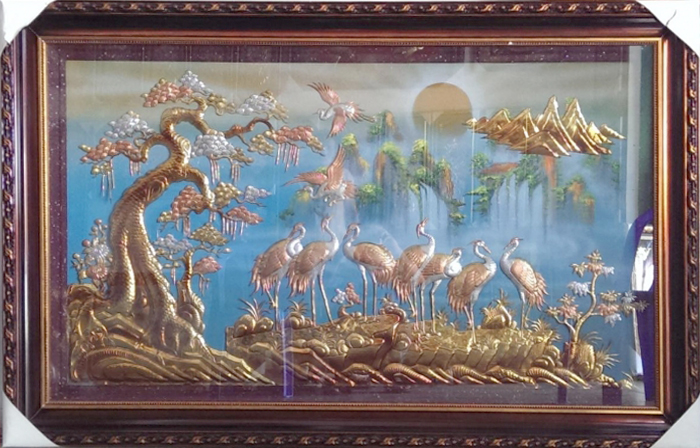 Cách treo tranh khắc bằng đồng