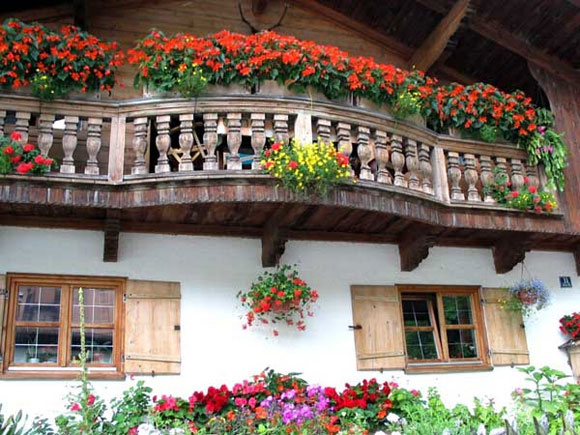 Ban công đẹp, nâng cao vận khí 2 Ban công đẹp, nâng cao vận khí | ảnh 3