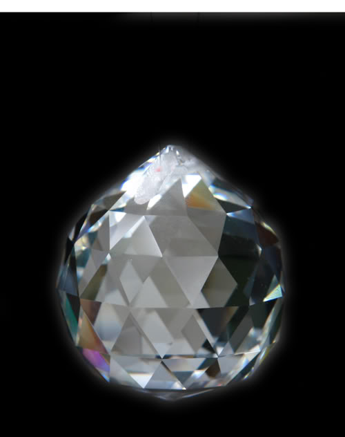 Bài trí cầu pha lê mang may mắn vào nhà Bài trí cầu pha lê mang may mắn vào nhà | ảnh 1