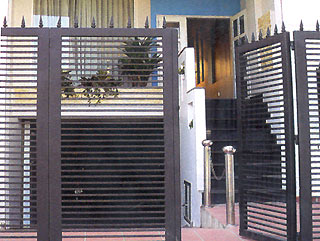 Nền nhà thấp hơn mặt đường có phạm phong thủy? | ảnh 1