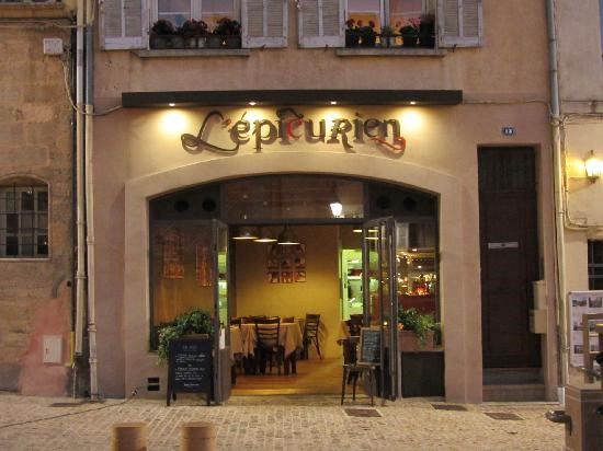 Bài trí nhà hàng và quán ăn hợp phong thủy Bài trí nhà hàng và quán ăn hợp phong thủy