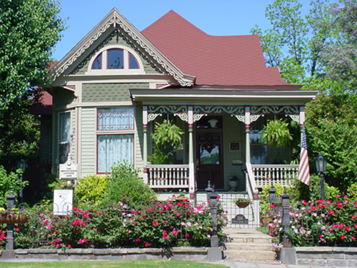 Chọn hướng và tuổi xây nhà: Những lưu ý và cấm kỵ 3 Chọn hướng và tuổi xây nhà: Những lưu ý và cấm kỵ | ảnh 4