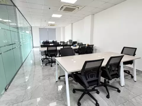 Cho thuê văn phòng 556 558 Võ Văn Kiệt phường Cầu Ông Lãnh